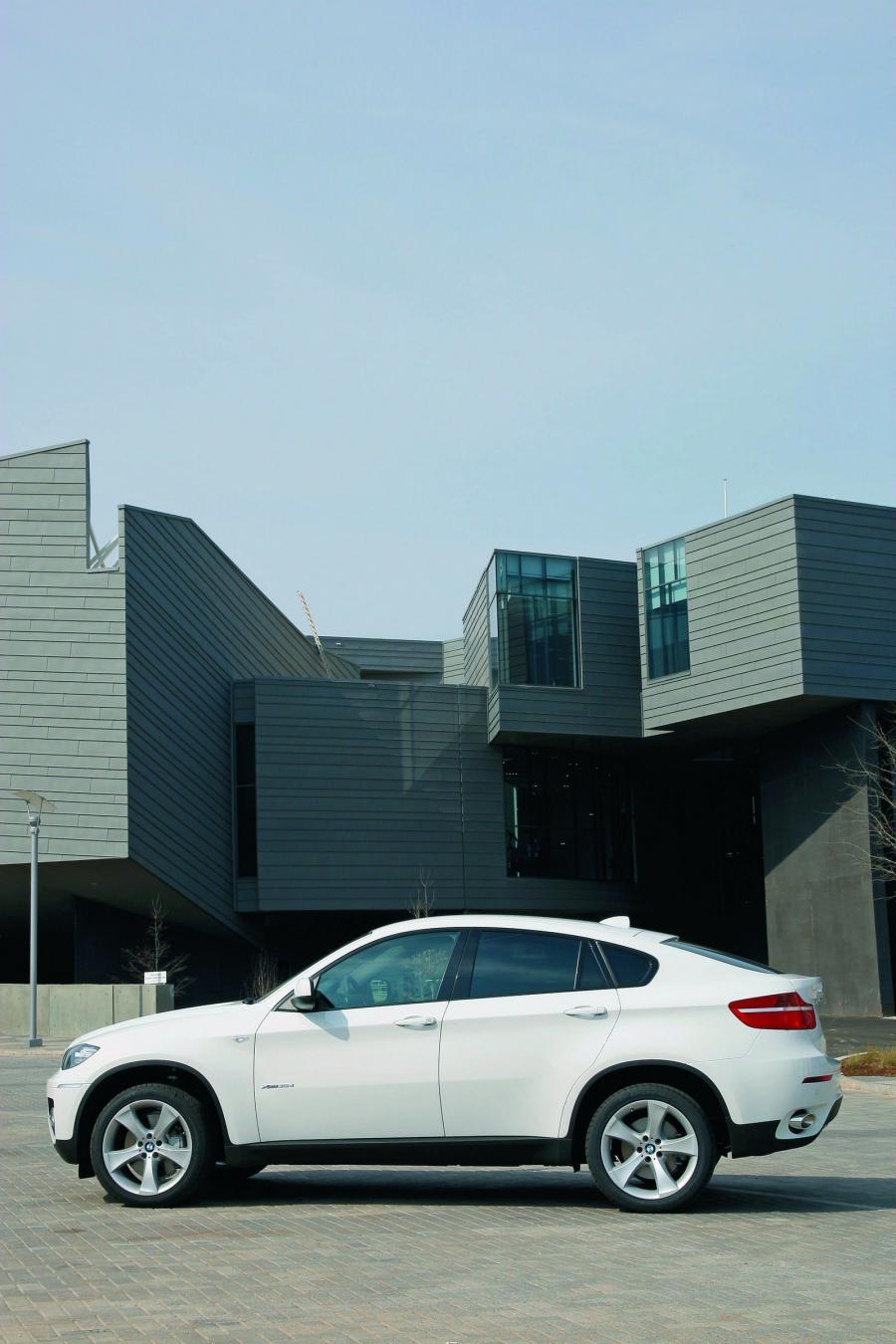  BMW X6 2008 года  (фото 209 из 262)